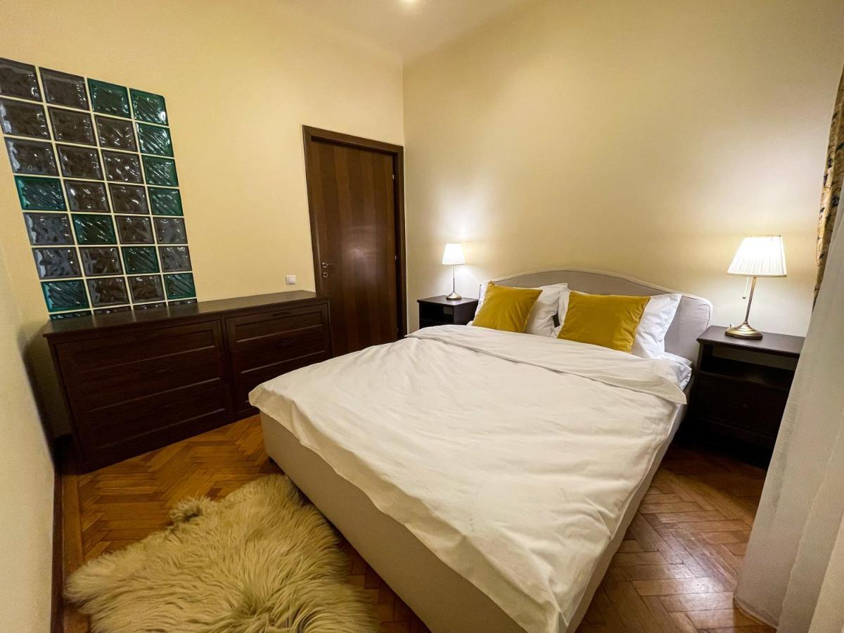 Central Apartment W/ Fire Place - Ground Floor Bucareste Exterior foto